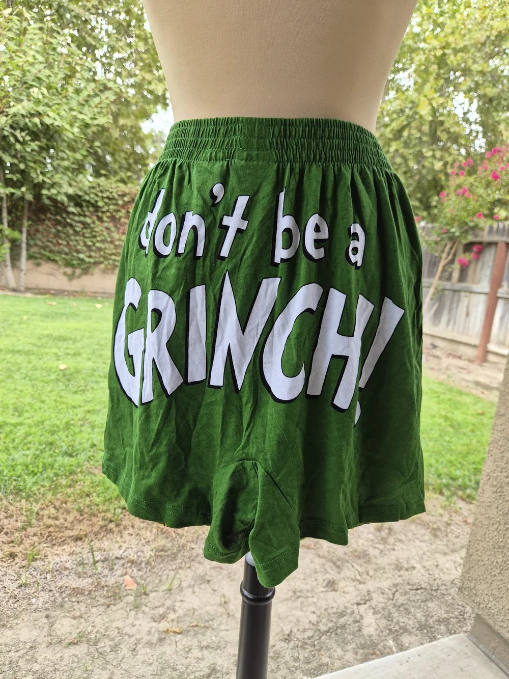 NWOT Dr. Seuss The Grinch & Max Holiday Boxer Lounge Shorts Medium #0491